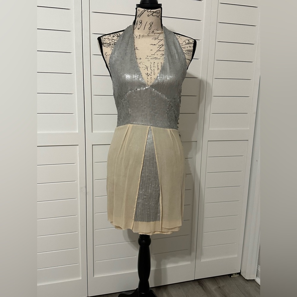 100% silk and sequins
